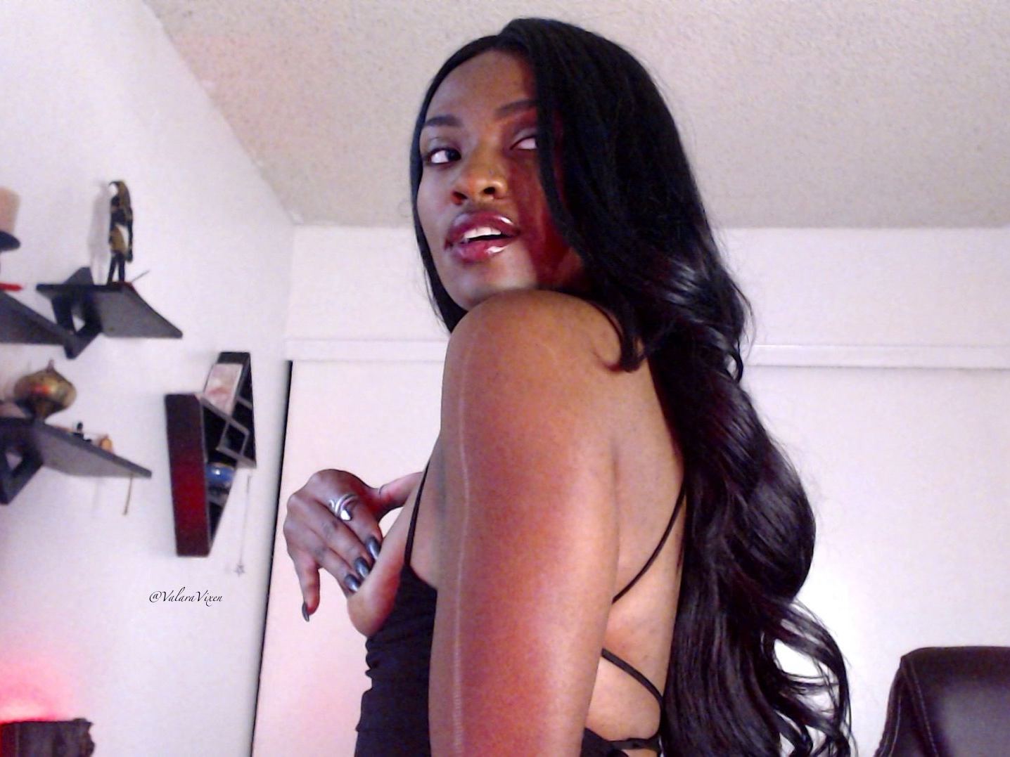 MissValara profielfoto van cam model