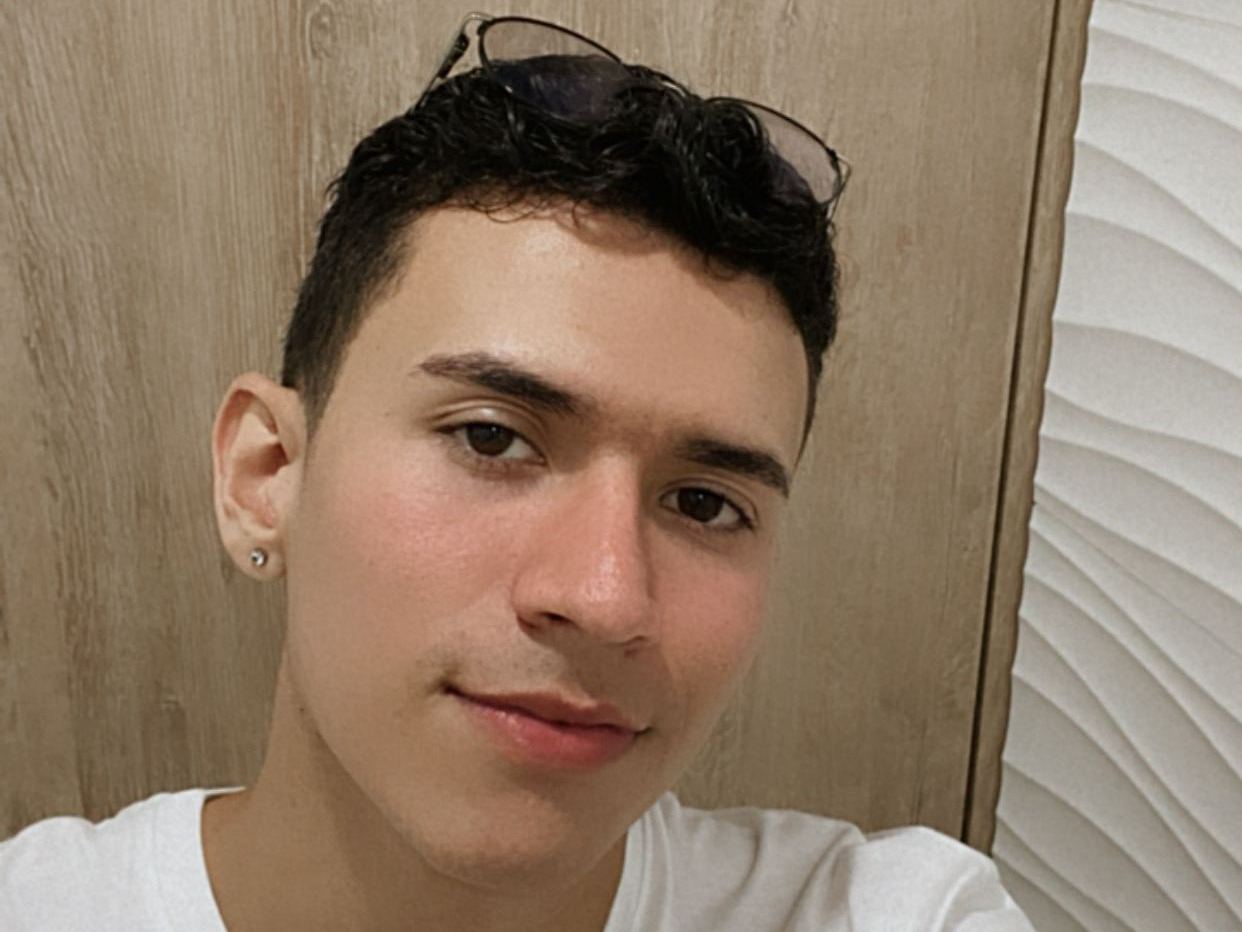 Foto de perfil de modelo de webcam de NoahCorvel