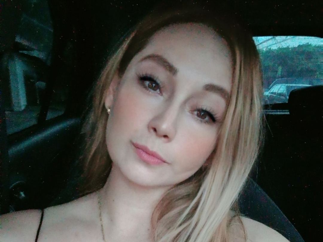 AngieNickols cam model profile picture