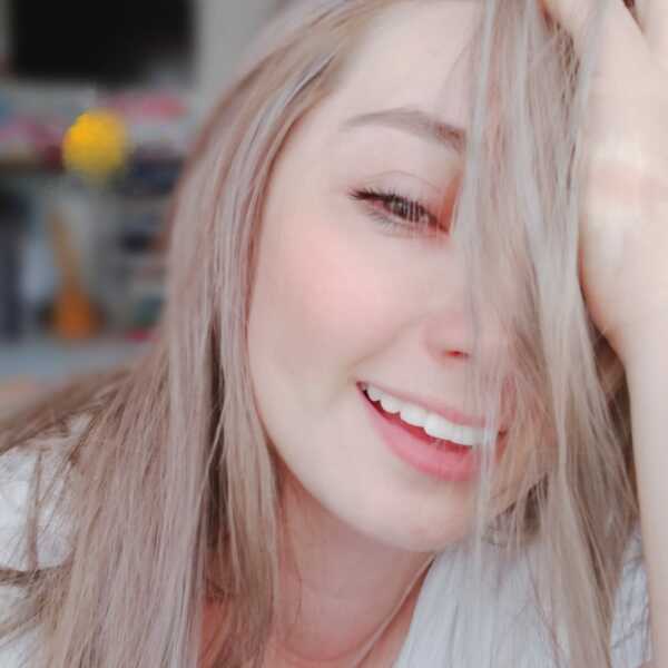 Artiest AngieNickols Foto 9