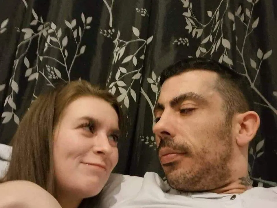 Naughtyscousecouple cam model profile picture