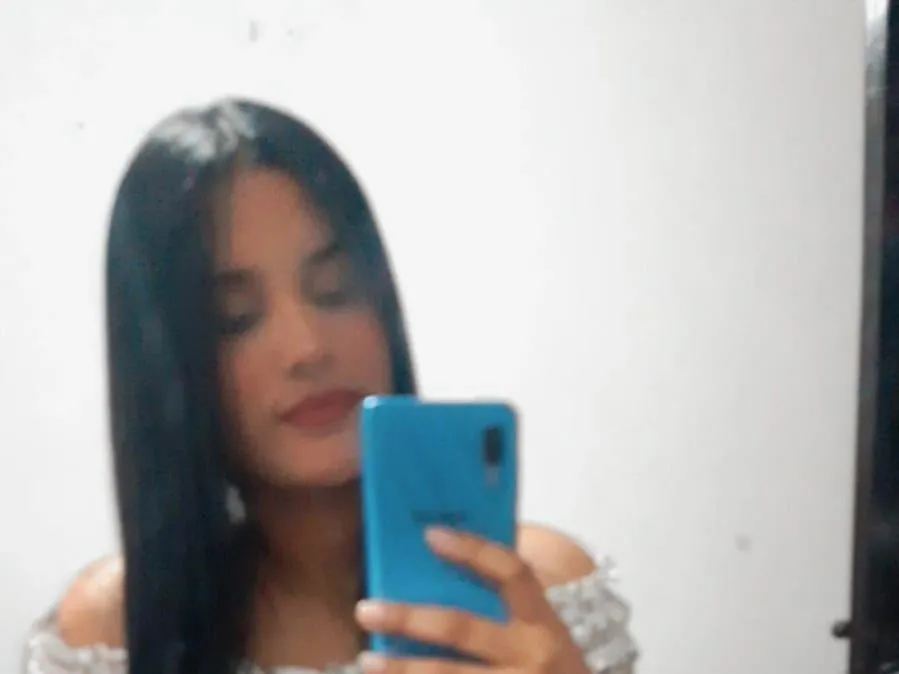 almajohnso profielfoto van cam model