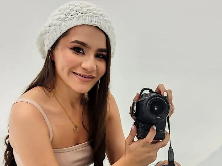 Foto de perfil de modelo de webcam de HanaSteell