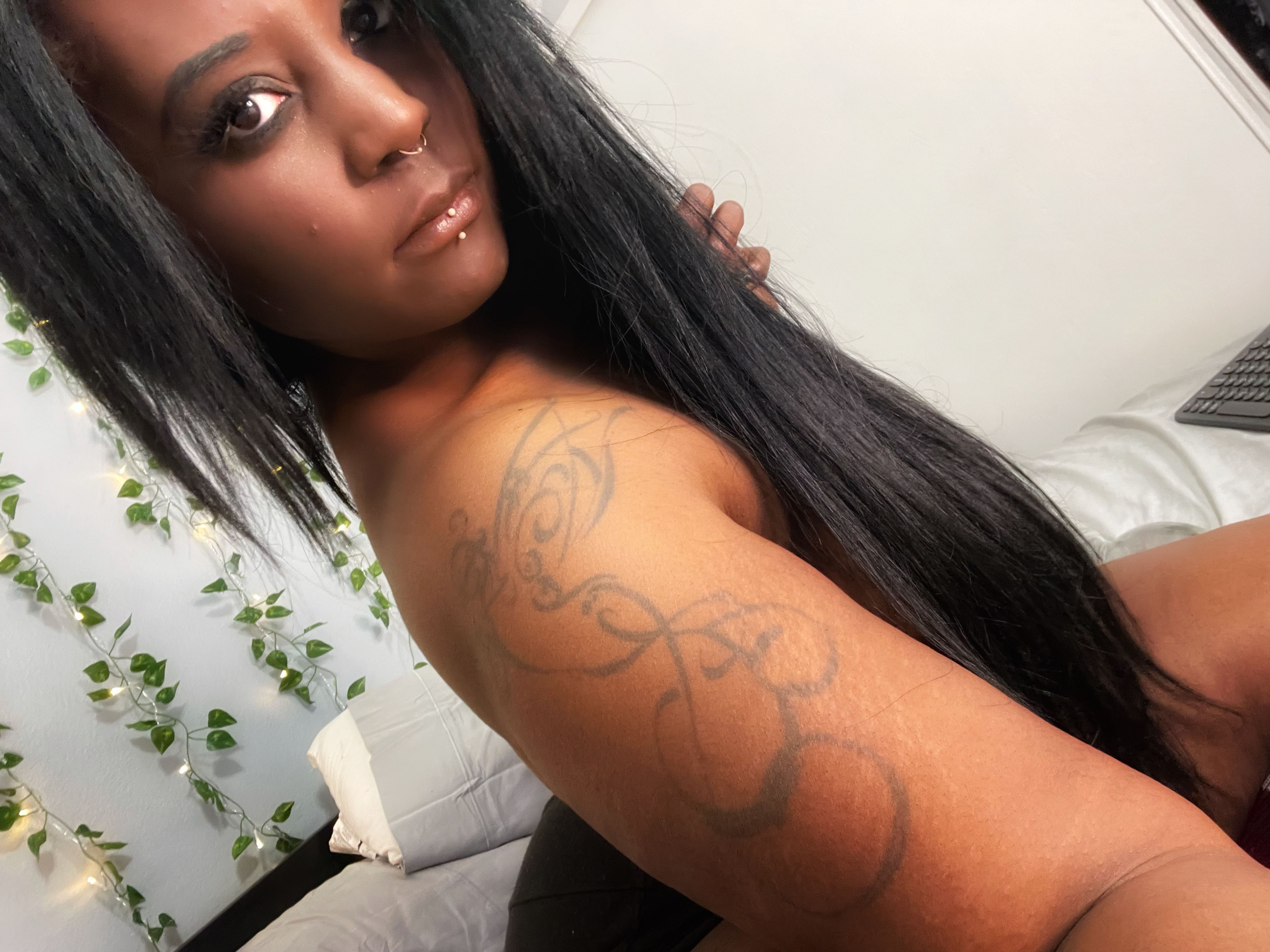 Image de profil du modèle de webcam AyanaMahree
