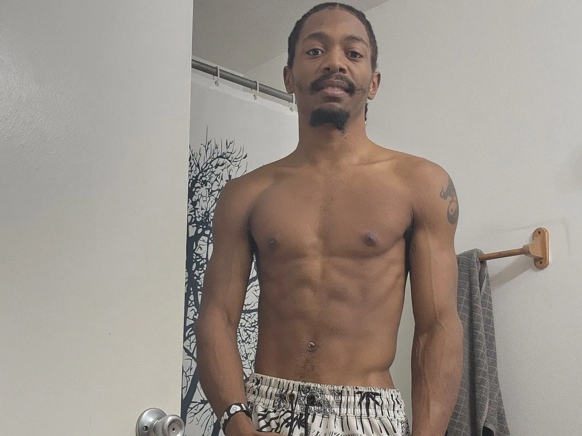 Blooishung Profilbild des Cam-Modells