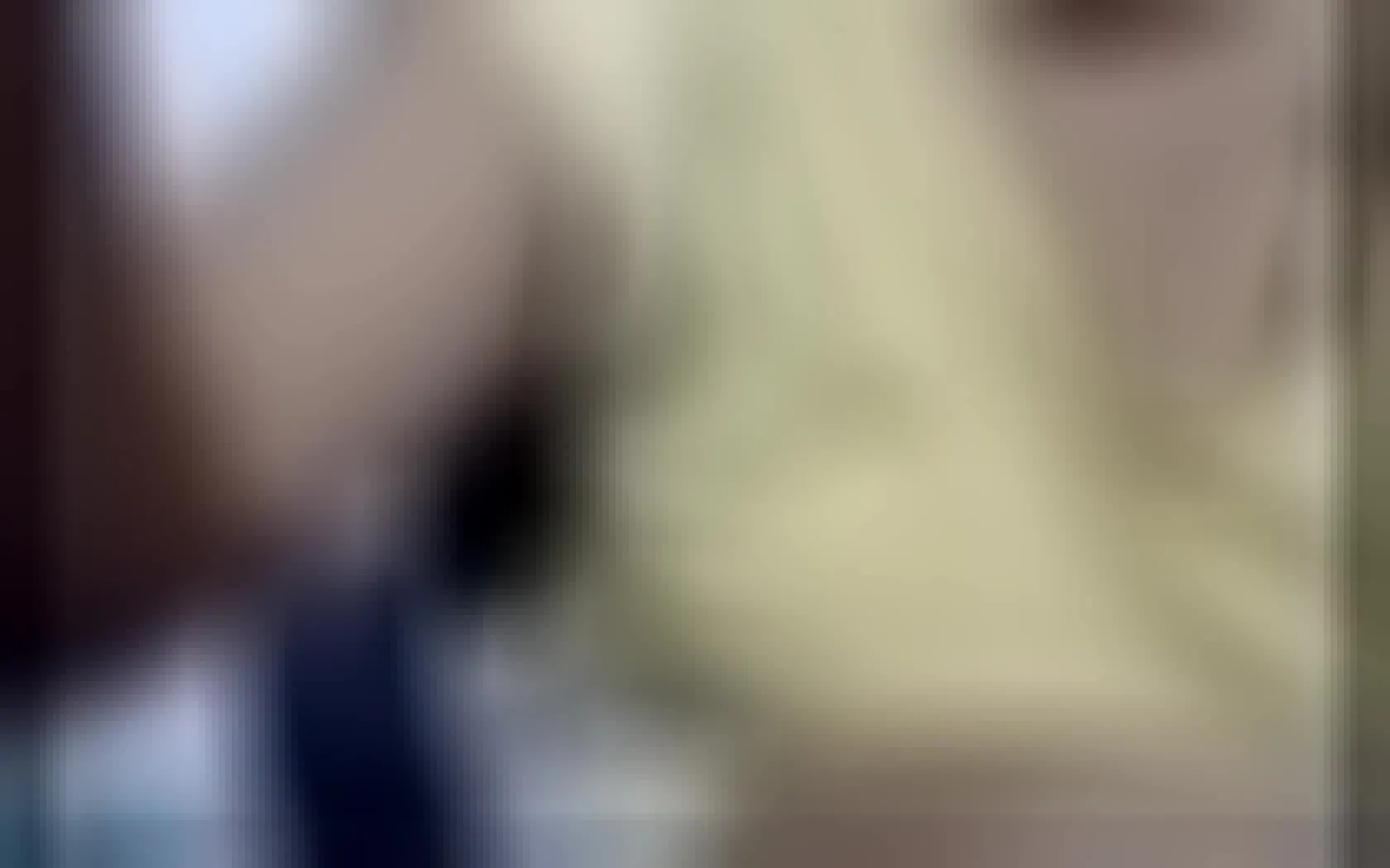 Intérprete CATHENAA Video 1