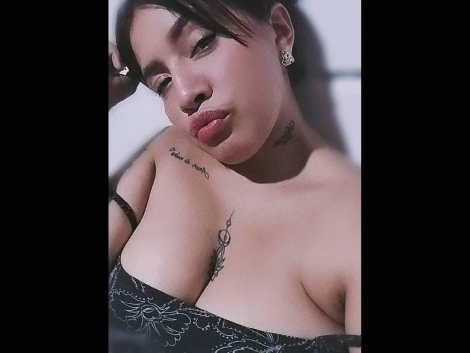 Foto de perfil de modelo de webcam de Charloe