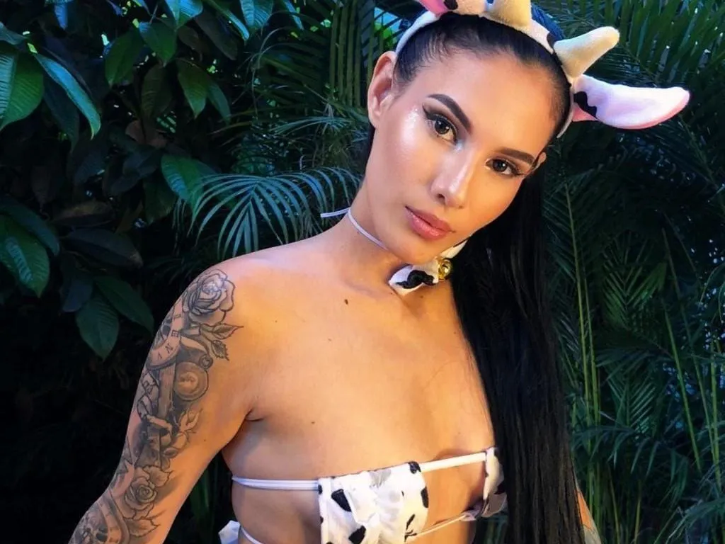 BRUNNASSWEET profielfoto van cam model