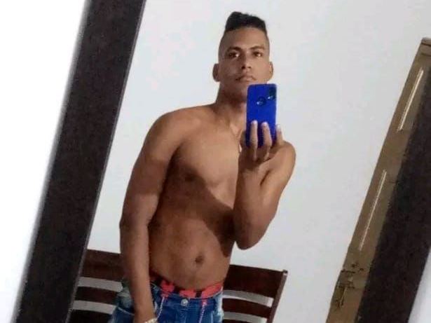 Foto de perfil de modelo de webcam de meninblack 