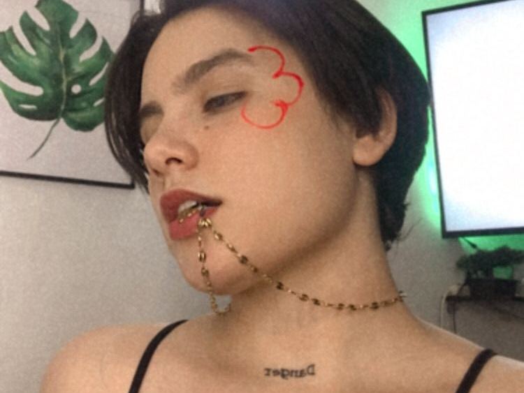 Imagen de perfil de modelo de cámara web de karlalarsson