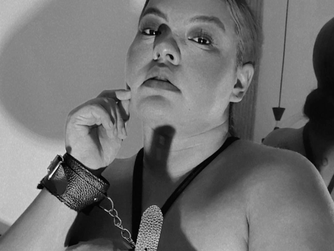 Foto de perfil de modelo de webcam de kendraw18