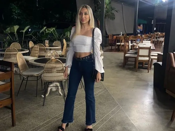 Foto de perfil de modelo de webcam de AlliisonJohnsonn