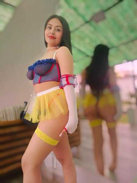 Performer Emmasmiith21 Photo 6