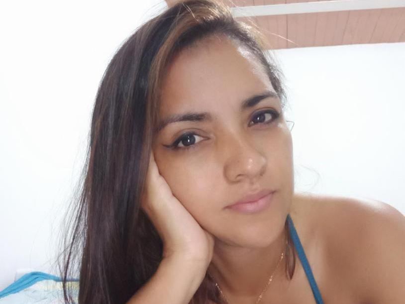 AylinSaenz profielfoto van cam model