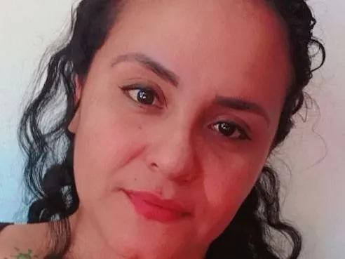 sharaveryhorny cam model profile picture