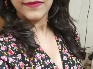 Image de profil du modèle de webcam Preetichauhan6555