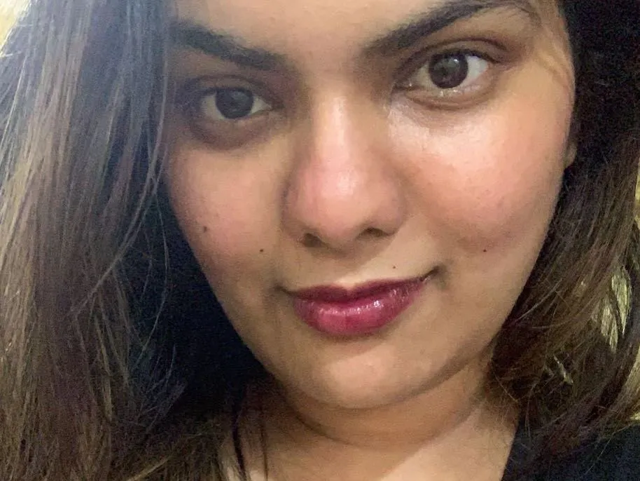 Layladarlinggg profielfoto van cam model