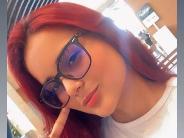 Image de profil du modèle de webcam AdharaSmith