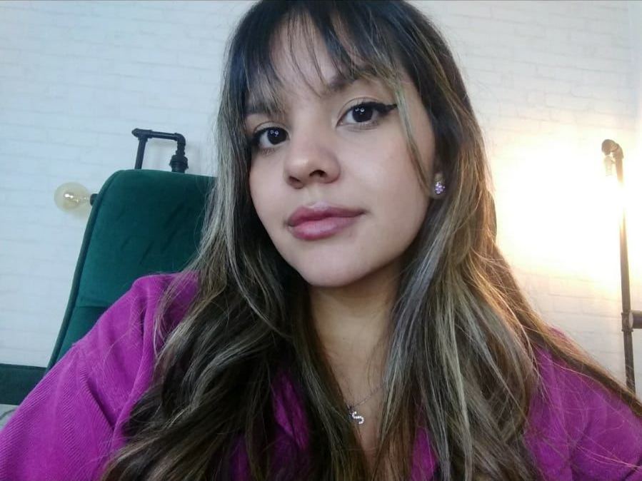 SallyMiller profielfoto van cam model