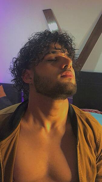 Artist DylanThonsom Foto 4