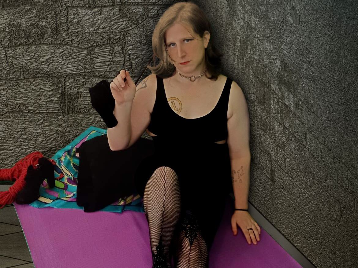 Agonymeadows cam model profile picture