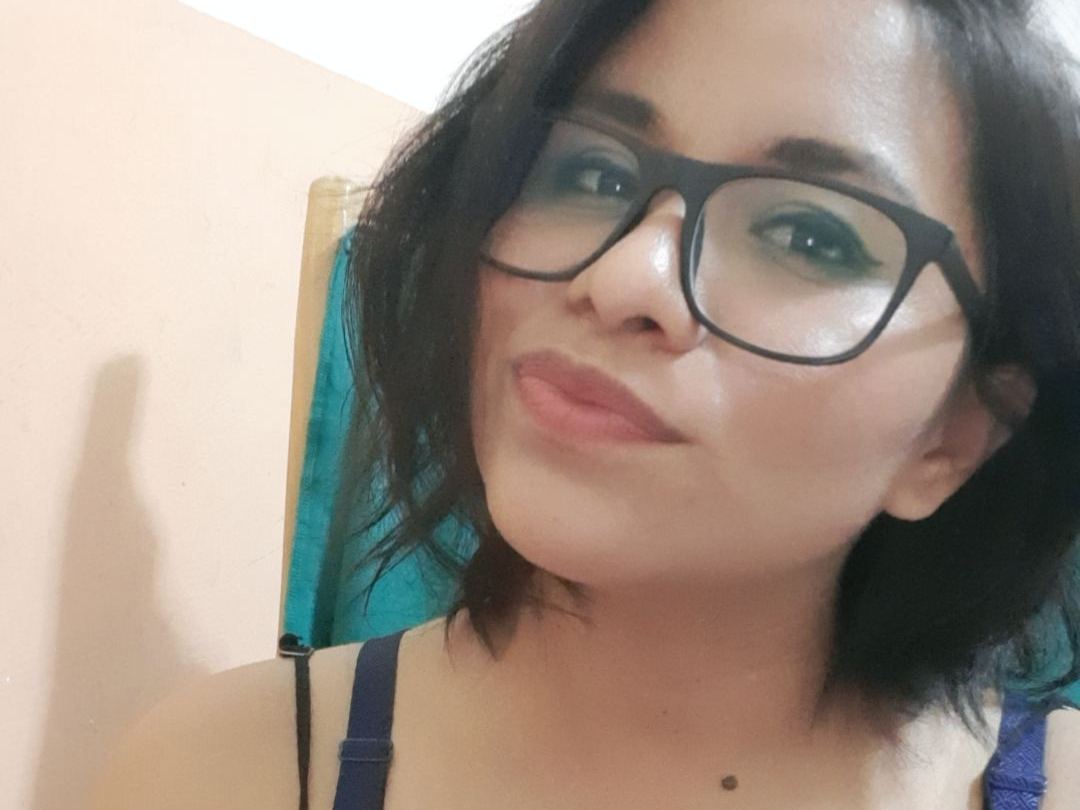 ZeniaLove31 profilbild på webbkameramodell