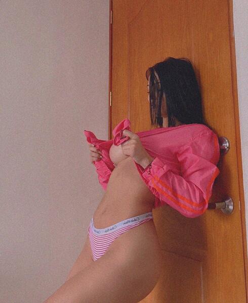 Performer AliiceBaker Photo 9