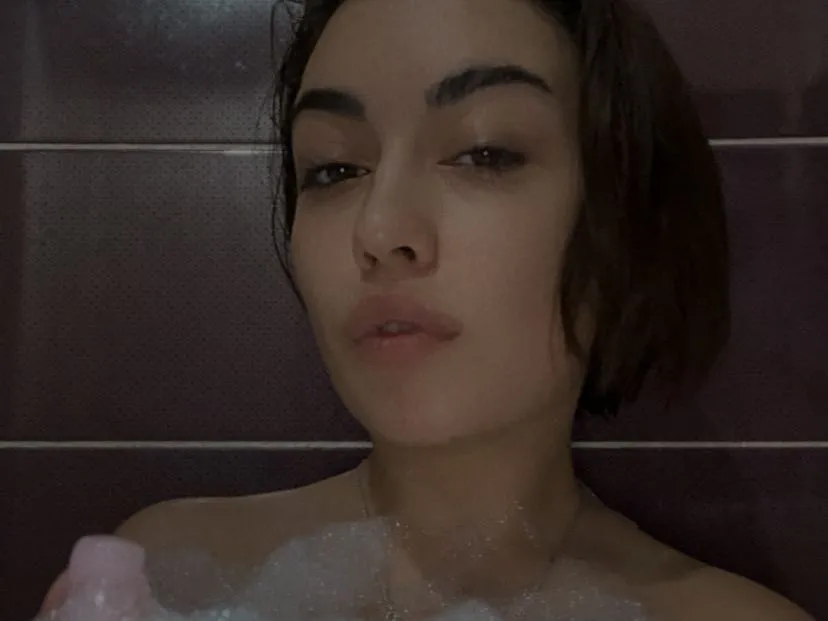 MichieTomy profilbild på webbkameramodell