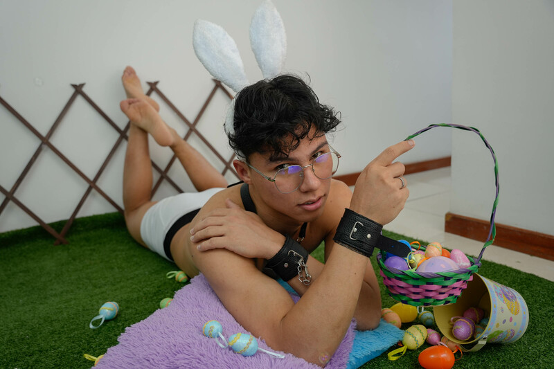 Performer TylerJosephh Photo 6