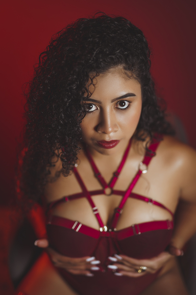 Performer tharawebsstter Photo 10
