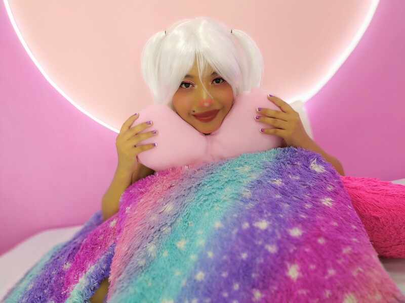 Artiest coralineejones20 Foto 3