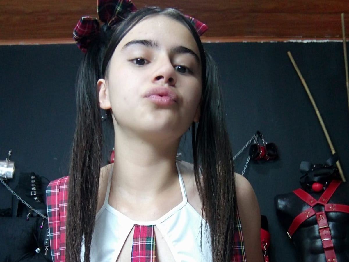 Image de profil du modèle de webcam MadissonRenalk