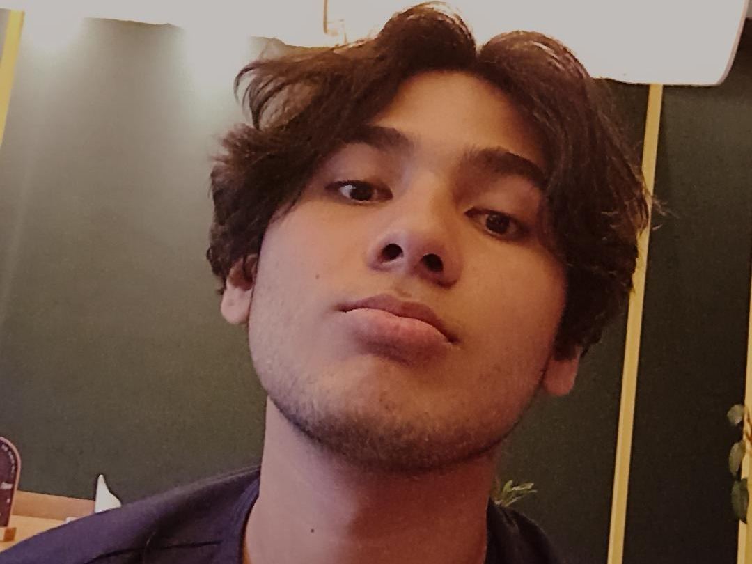 paologuyhot profilbild på webbkameramodell 