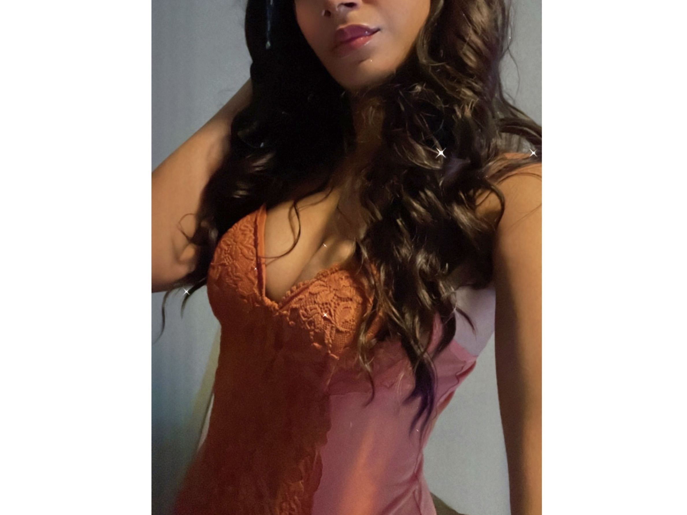 Imagen de perfil de modelo de cámara web de PrettyForYou