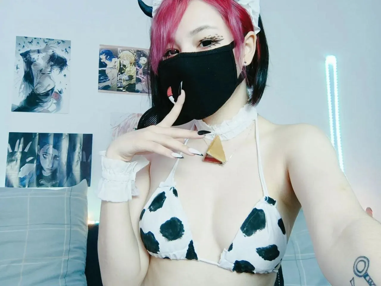 Image de profil du modèle de webcam HugoMin18