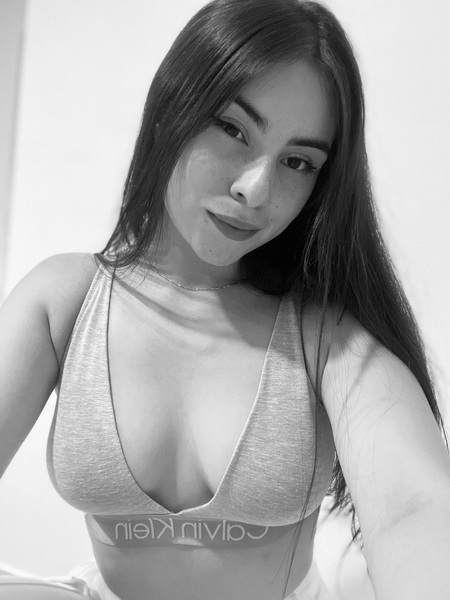 Intérprete NicolleJuicy Foto 8