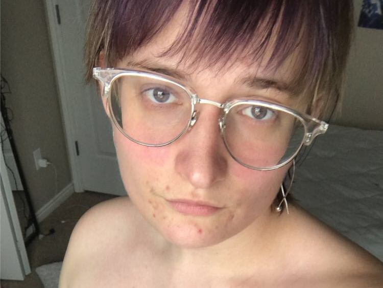 Image de profil du modèle de webcam Rosy65