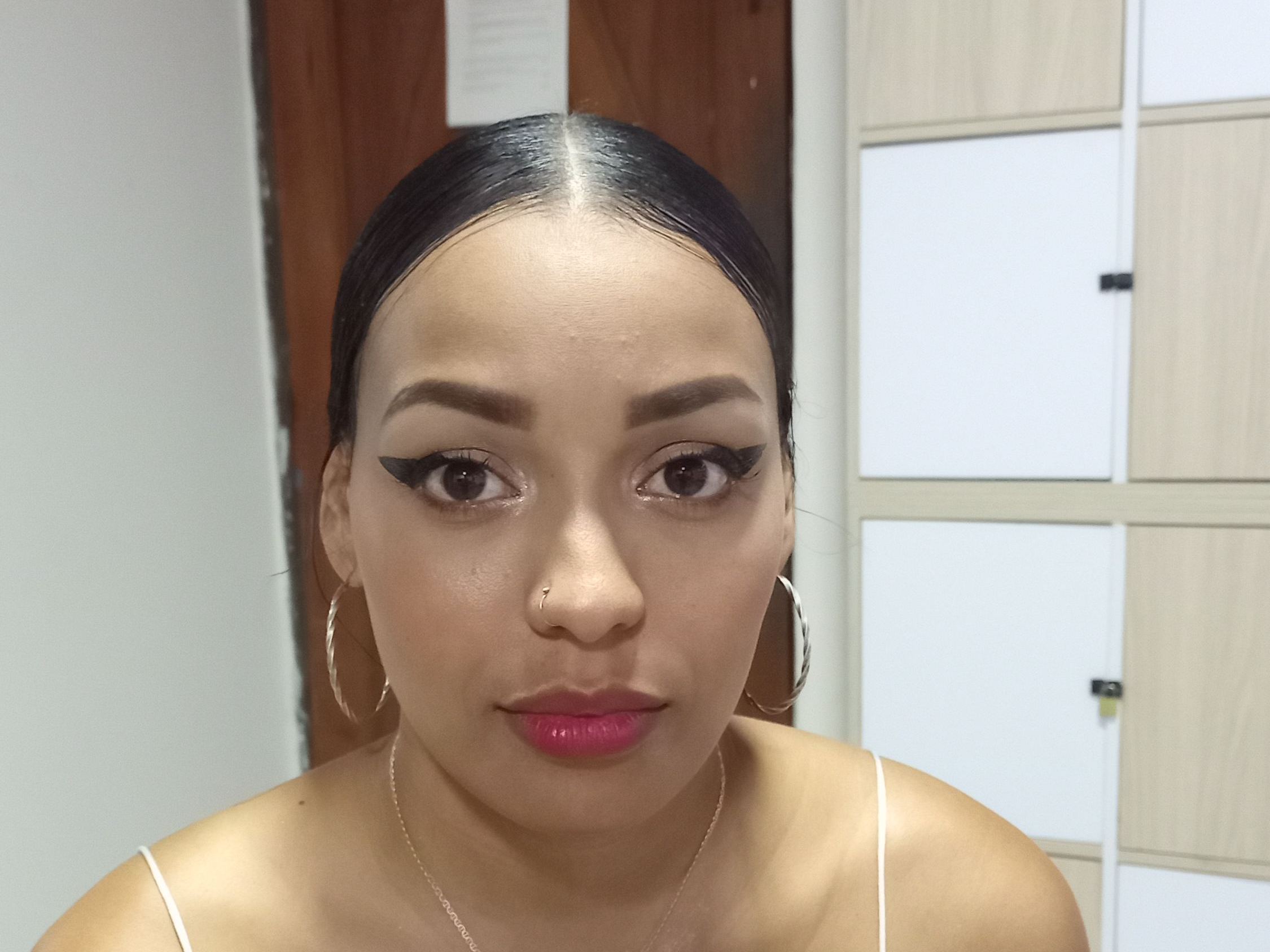 Profilbilde av BarbieKissKm webkamera modell