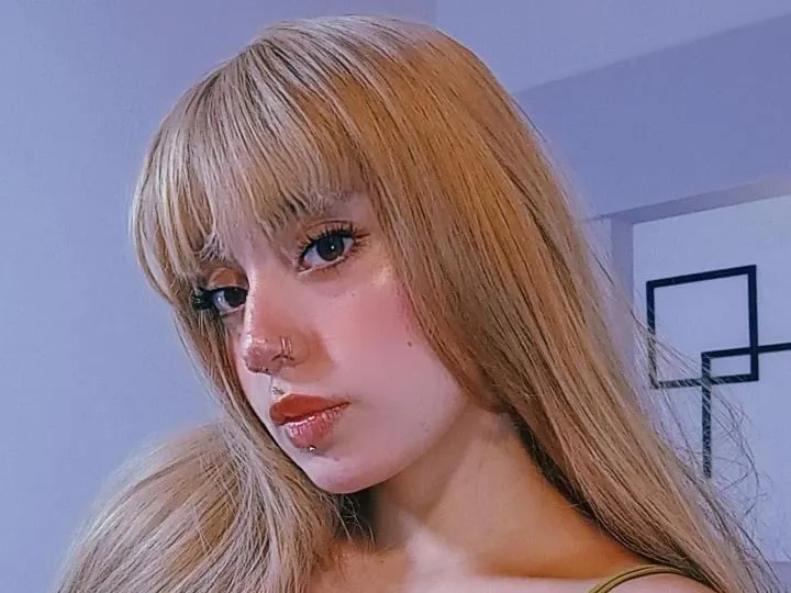SophieCutes cam model profile picture