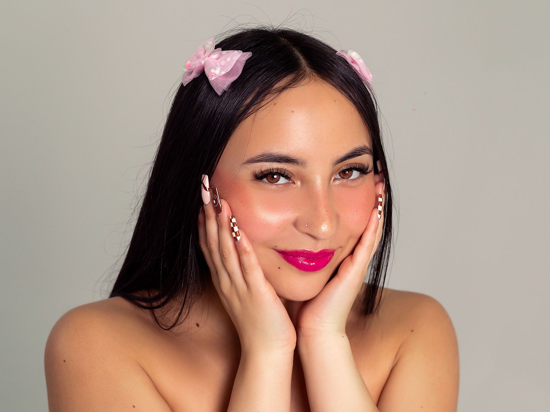 Image de profil du modèle de webcam CharlotteColeeman