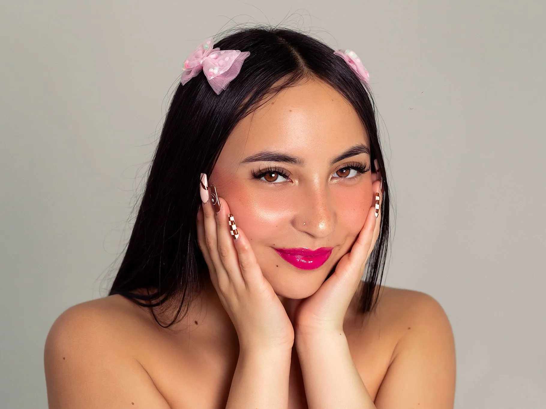 CharlotteColeeman immagine del profilo del modello di cam