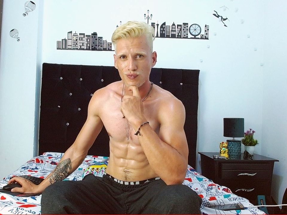 MaxxxBllack profielfoto van cam model 