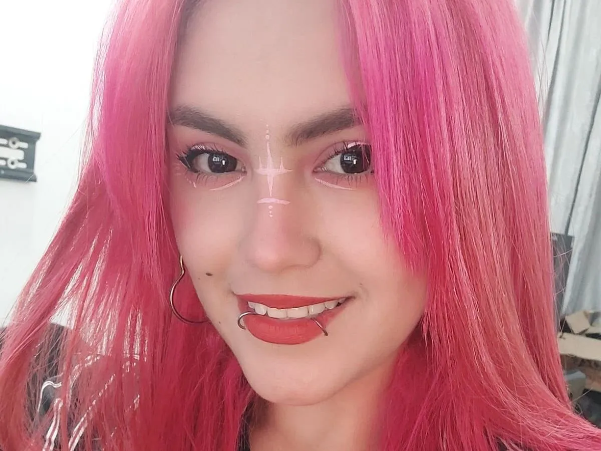 Dokidokky profilbild på webbkameramodell
