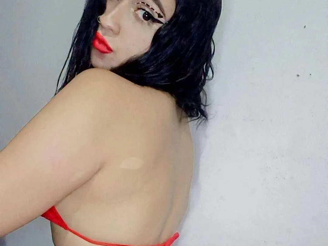 Image de profil du modèle de webcam littleshelly