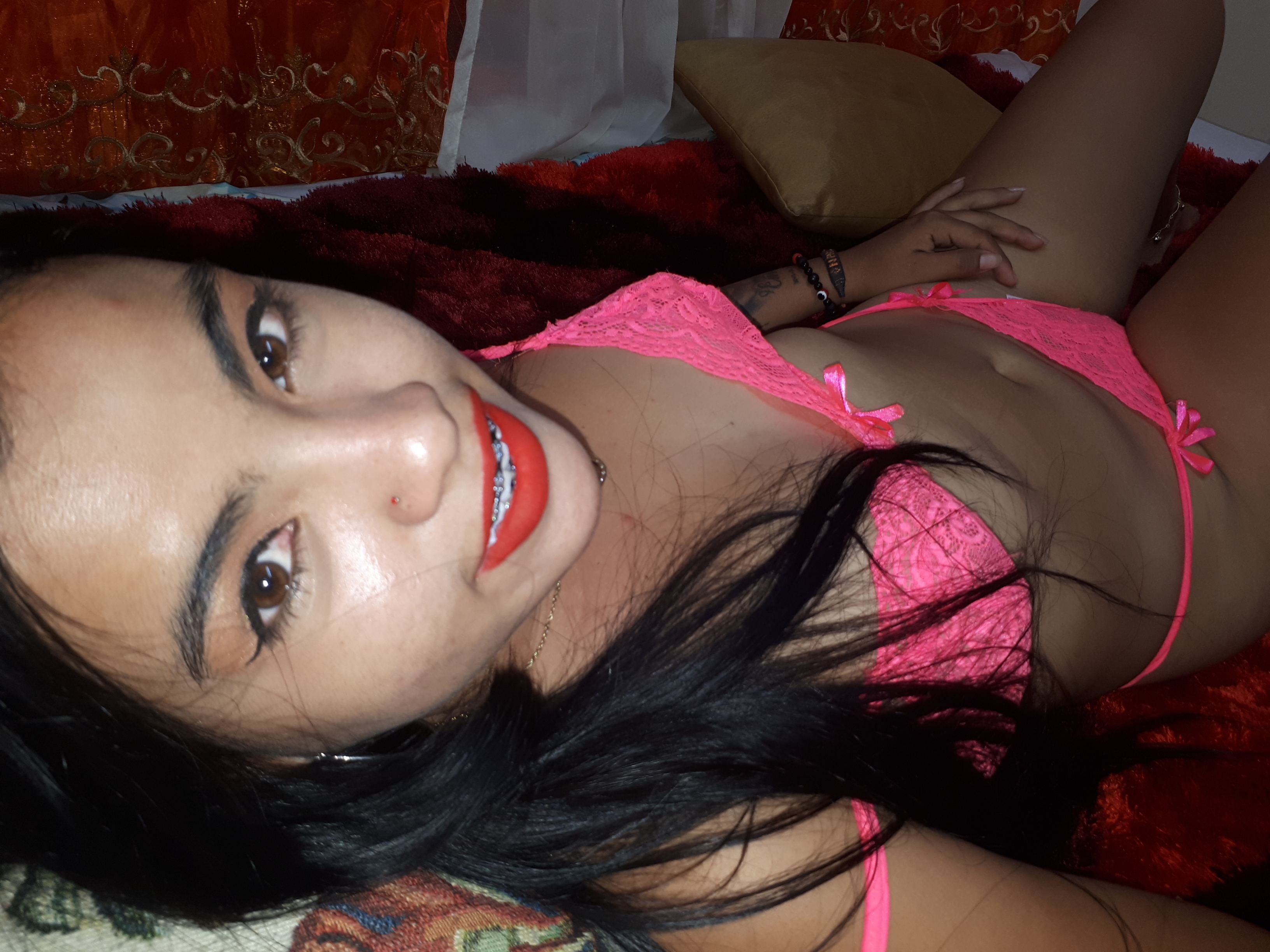 cataleya001x profilbild på webbkameramodell