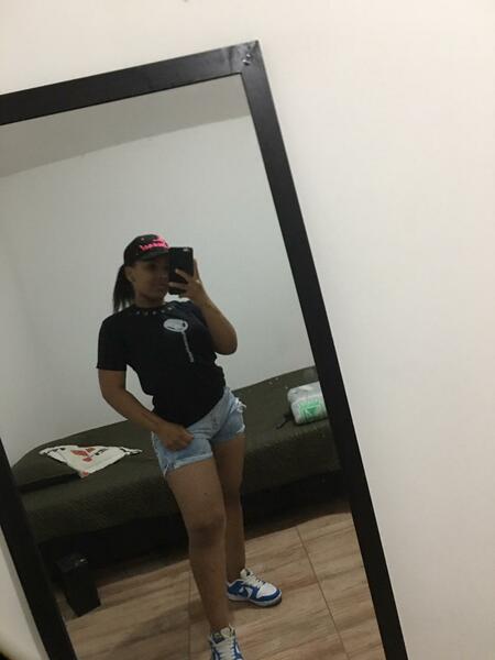 Performer Michelletyphom Photo 10