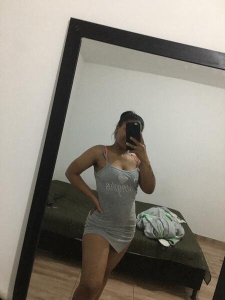 Performer Michelletyphom Photo 8