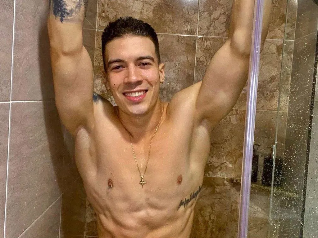 Image de profil du modèle de webcam KristoffAngel