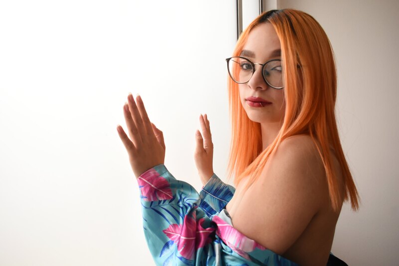 Performer VALENTINA033 Photo 1