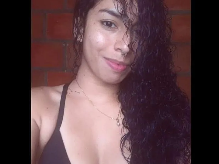 AlissaMonet profielfoto van cam model